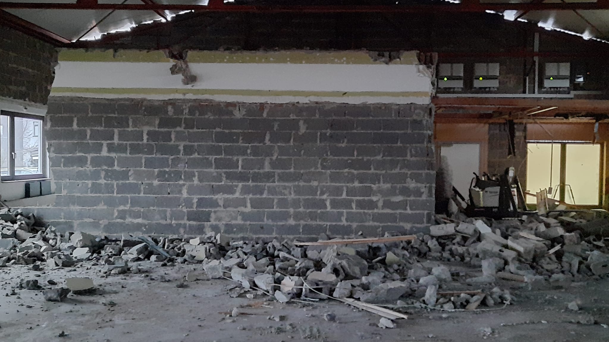 Wiederaufbau Sporthalle – Bild 4