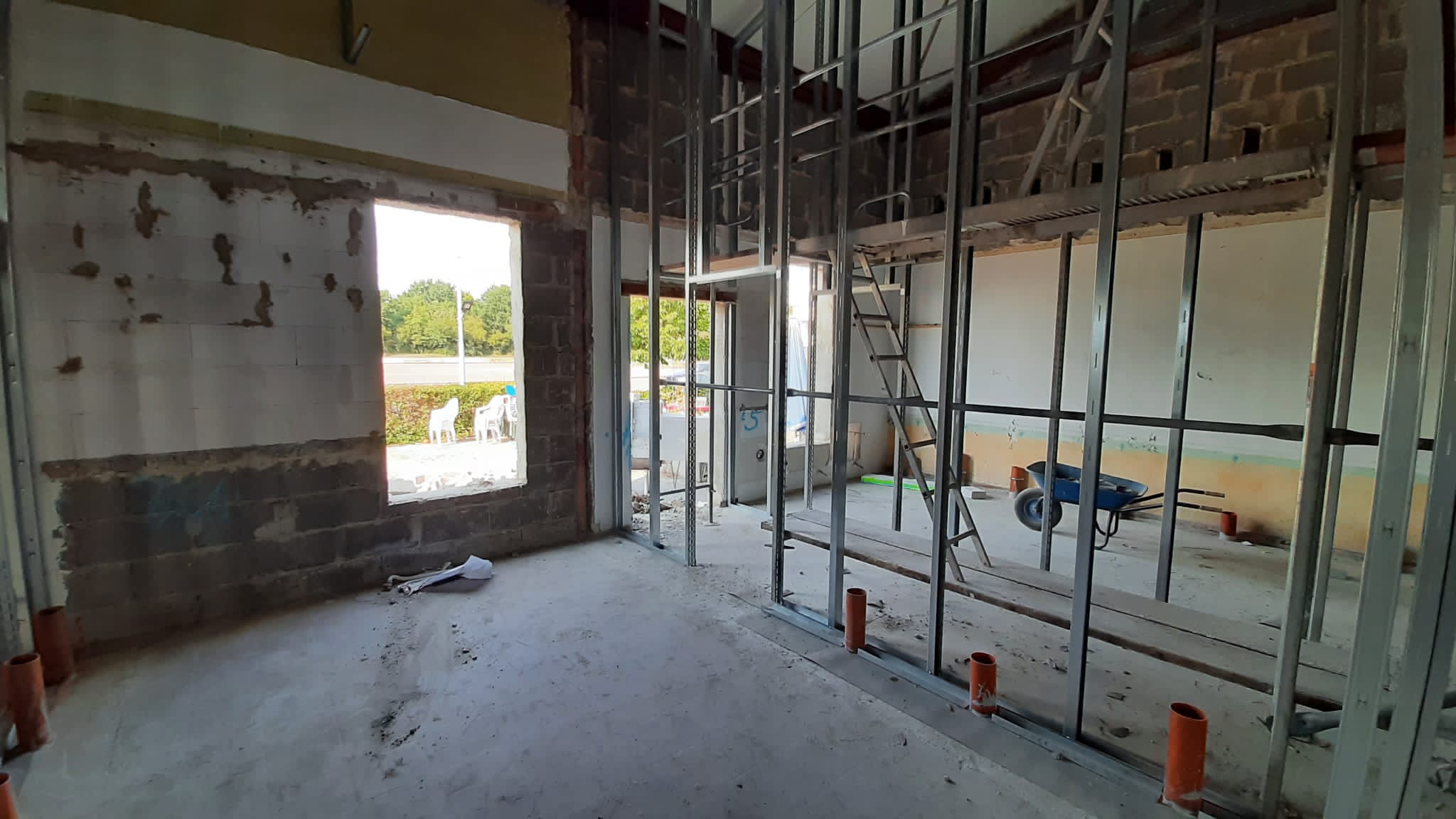 Wiederaufbau Sporthalle – Bild 11