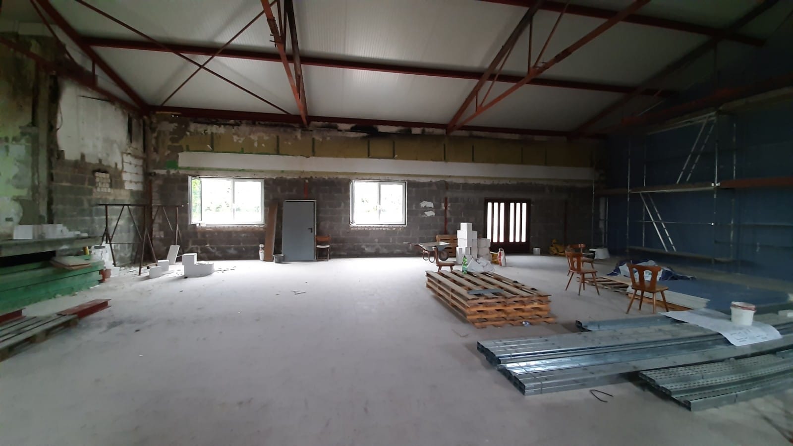 Wiederaufbau Sporthalle – Bild 15