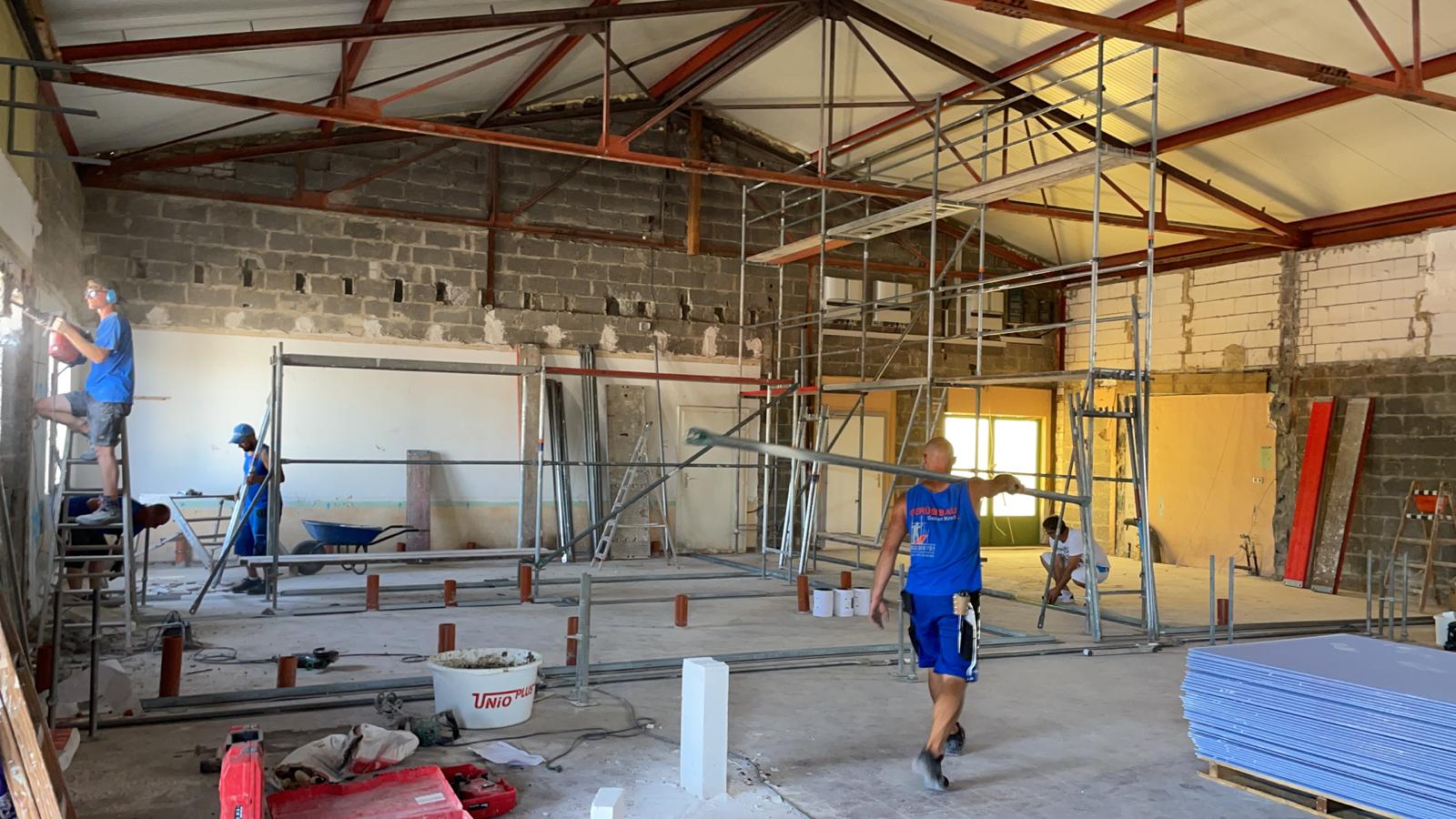 Wiederaufbau Sporthalle – Bild 23