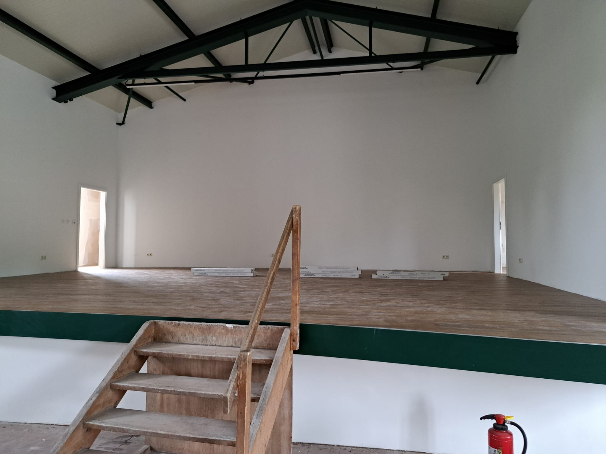 Wiederaufbau Sporthalle – Bild 39